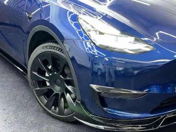TESLA MODEL Y (Dual Motor) Long Range Auto 4WDE 5dr