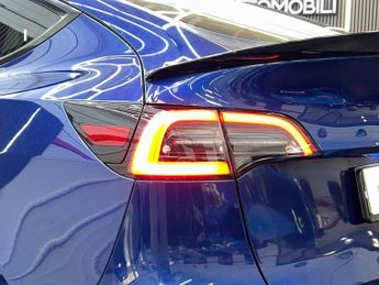 TESLA MODEL Y (Dual Motor) Long Range Auto 4WDE 5dr