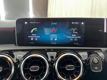 MERCEDES-BENZ A CLASS 1.5 A180d AMG Line (Executive) 7G-DCT Euro 6 (s/s) 5dr