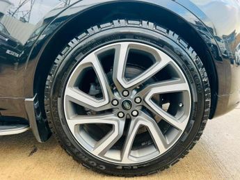 LAND ROVER DISCOVERY 2.0 SD4 HSE Auto 4WD Euro 6 (s/s) 5dr