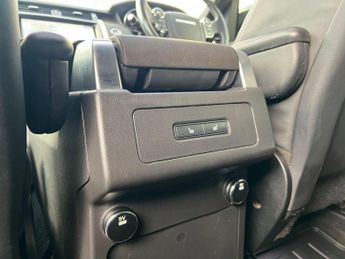 LAND ROVER DISCOVERY 2.0 SD4 HSE Auto 4WD Euro 6 (s/s) 5dr