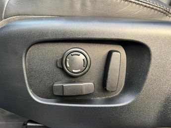 LAND ROVER DISCOVERY 2.0 SD4 HSE Auto 4WD Euro 6 (s/s) 5dr