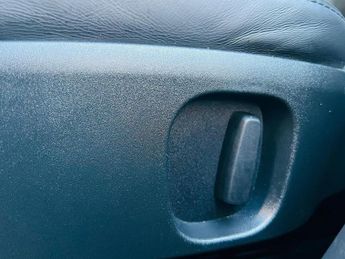 LAND ROVER DISCOVERY 2.0 SD4 HSE Auto 4WD Euro 6 (s/s) 5dr