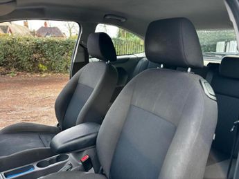 FORD FOCUS 1.6 Zetec Climate 3dr