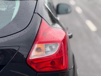FORD FOCUS 1.6 Zetec Powershift Euro 5 5dr