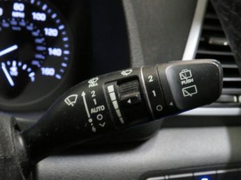 HYUNDAI TUCSON 2.0 CRDi Premium Auto 4WD Euro 6 5dr