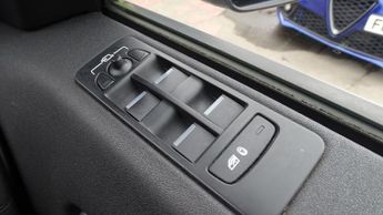 LAND ROVER DISCOVERY SPORT 2.0 TD4 SE