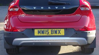 VOLVO V40 CROSS COUNTRY 2.0 Lux D2
