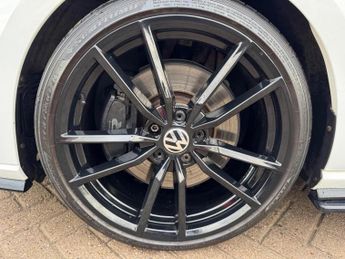 VOLKSWAGEN GOLF 2.0 TSI R DSG 4Motion Euro 6 (s/s) 5dr