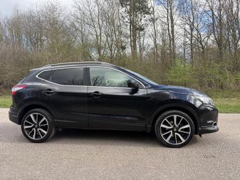 NISSAN QASHQAI 1.2 DIG-T Tekna