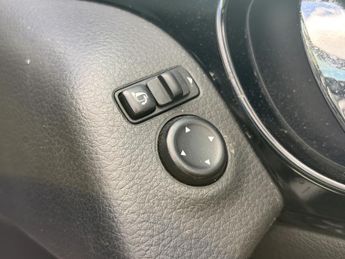 NISSAN QASHQAI 1.2 DIG-T Tekna