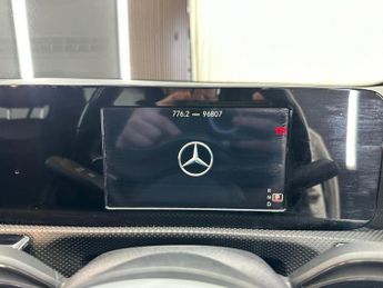 MERCEDES-BENZ A CLASS 1.3 A200 AMG Line 7G-DCT Euro 6 (s/s) 4dr