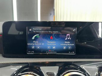 MERCEDES-BENZ A CLASS 1.3 A200 AMG Line 7G-DCT Euro 6 (s/s) 4dr