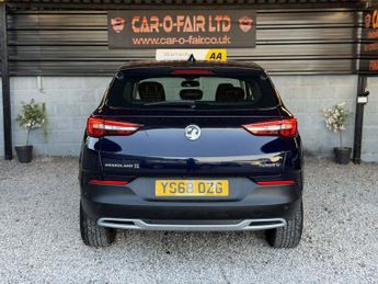 VAUXHALL GRANDLAND X 1.5 Turbo D BlueInjection Sport Nav