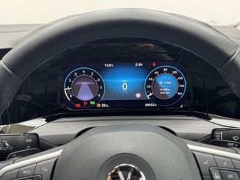 VOLKSWAGEN GOLF 1.5 eTSI MHEV Style