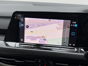 VOLKSWAGEN GOLF 1.5 eTSI MHEV Style