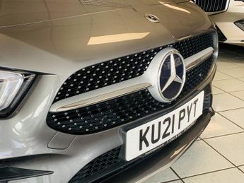 MERCEDES-BENZ A CLASS 2.0 A200d AMG Line