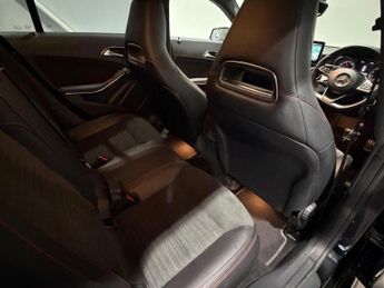 MERCEDES-BENZ CLA 1.6 CLA200 AMG Line Night Edition Shooting Brake 7G-DCT Euro 6 (