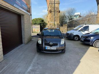 TOYOTA YARIS 1.4 D-4D TR