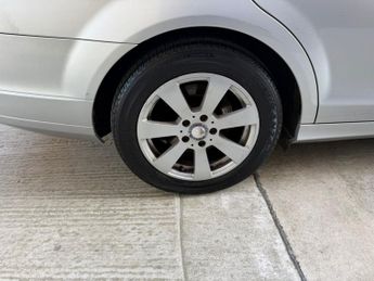 MERCEDES-BENZ C CLASS 2.1 C220 CDI SE