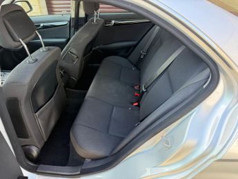 MERCEDES-BENZ C CLASS 2.1 C220 CDI SE