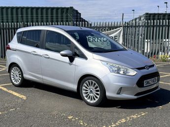 Ford B Max 1.0 T EcoBoost Titanium