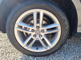 AUDI Q3 2.0 TDI S line