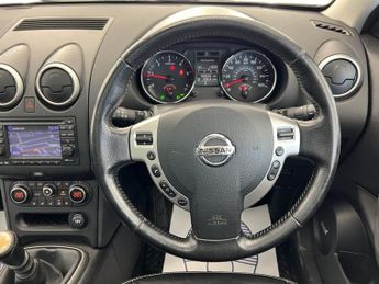 NISSAN QASHQAI 1.5 dCi Tekna