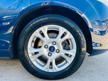 FORD B-MAX 1.6 Zetec Powershift Euro 5 5dr