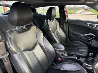 HYUNDAI VELOSTER 1.6 GDi Sport Euro 5 4dr