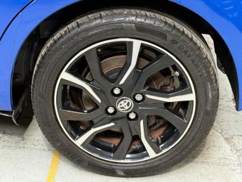 TOYOTA YARIS 1.5 VVT-h Design