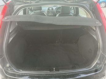 FORD FIESTA 1.6 Ghia