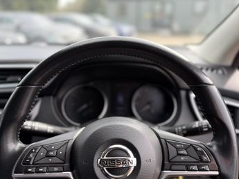 NISSAN QASHQAI 1.2 DIG-T Acenta SUV 5dr Petrol XTRON Euro 6