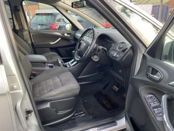 FORD S-MAX 2.0 TDCi Titanium