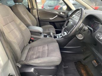 FORD S-MAX 2.0 TDCi Titanium