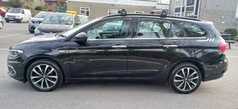 FIAT TIPO 1.6 Tipo Station Wagon 1.6 Multijet 120hp Lounge