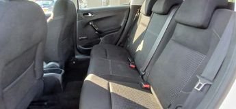 PEUGEOT 208 1.2 PureTech Allure