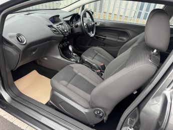 FORD FIESTA ZETEC 1.0 T AUTOMATIC