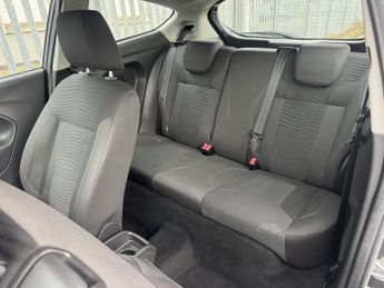 FORD FIESTA ZETEC 1.0 T AUTOMATIC