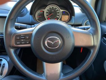 MAZDA 2 hatchback 1.3 auto 5dr