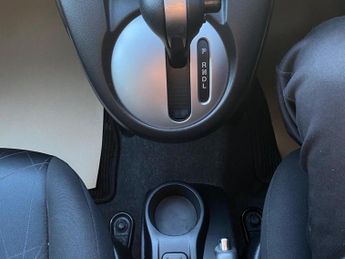 MAZDA 2 hatchback 1.3 auto 5dr