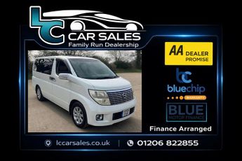 Nissan Elgrand MPV 3.5 Automatic