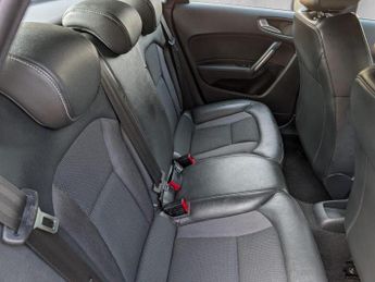 AUDI A1 1.4 TFSI S line Sportback S Tronic Euro 6 (s/s) 5dr (Nav)