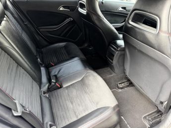 MERCEDES-BENZ A CLASS 2.1 A220 CDI AMG Sport Hatchback 5dr Diesel 7G-DCT Euro 6