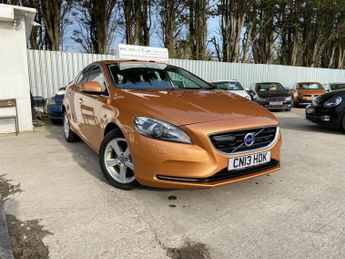 Volvo V40 1.6 T4 R-design AUTO 5DR