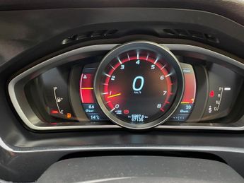 VOLVO V40 1.6 T4 R-design AUTO 5DR