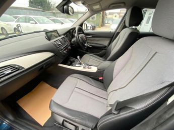 BMW 1 SERIES 1.6 116i es auto 5dr