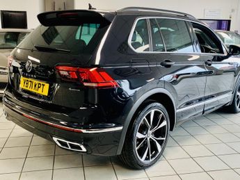 VOLKSWAGEN TIGUAN 2.0 TDI R-Line