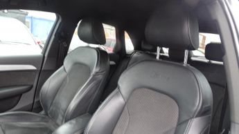 AUDI Q3 2.0 TDI S line Plus