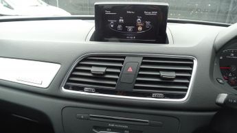 AUDI Q3 2.0 TDI S line Plus